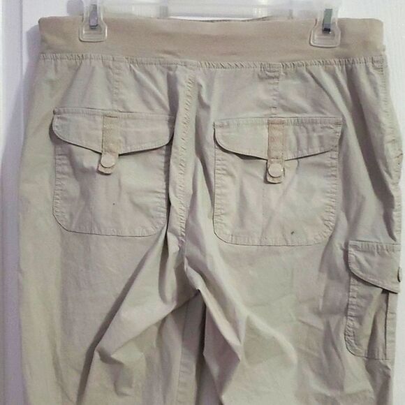 Gloria Vanderbilt Stonewood Cargo Drawstring Rolled Cuffs Pull On Capri Pants - Picture 9 of 15
